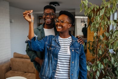 couple in their 30s new home