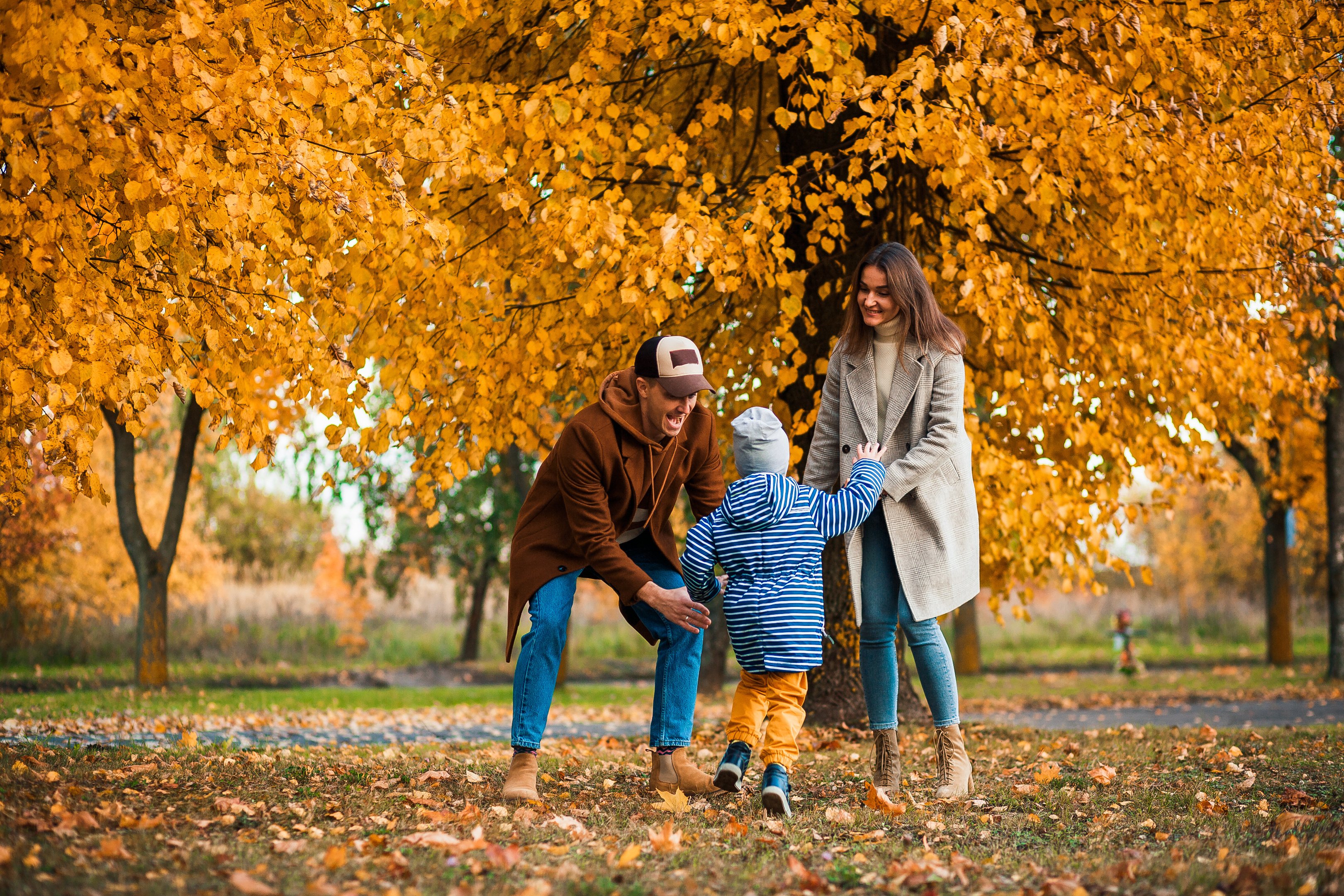 9 Smart Ways to Simplify Your Financial Life This Fall (Before Holiday Chaos Hits)