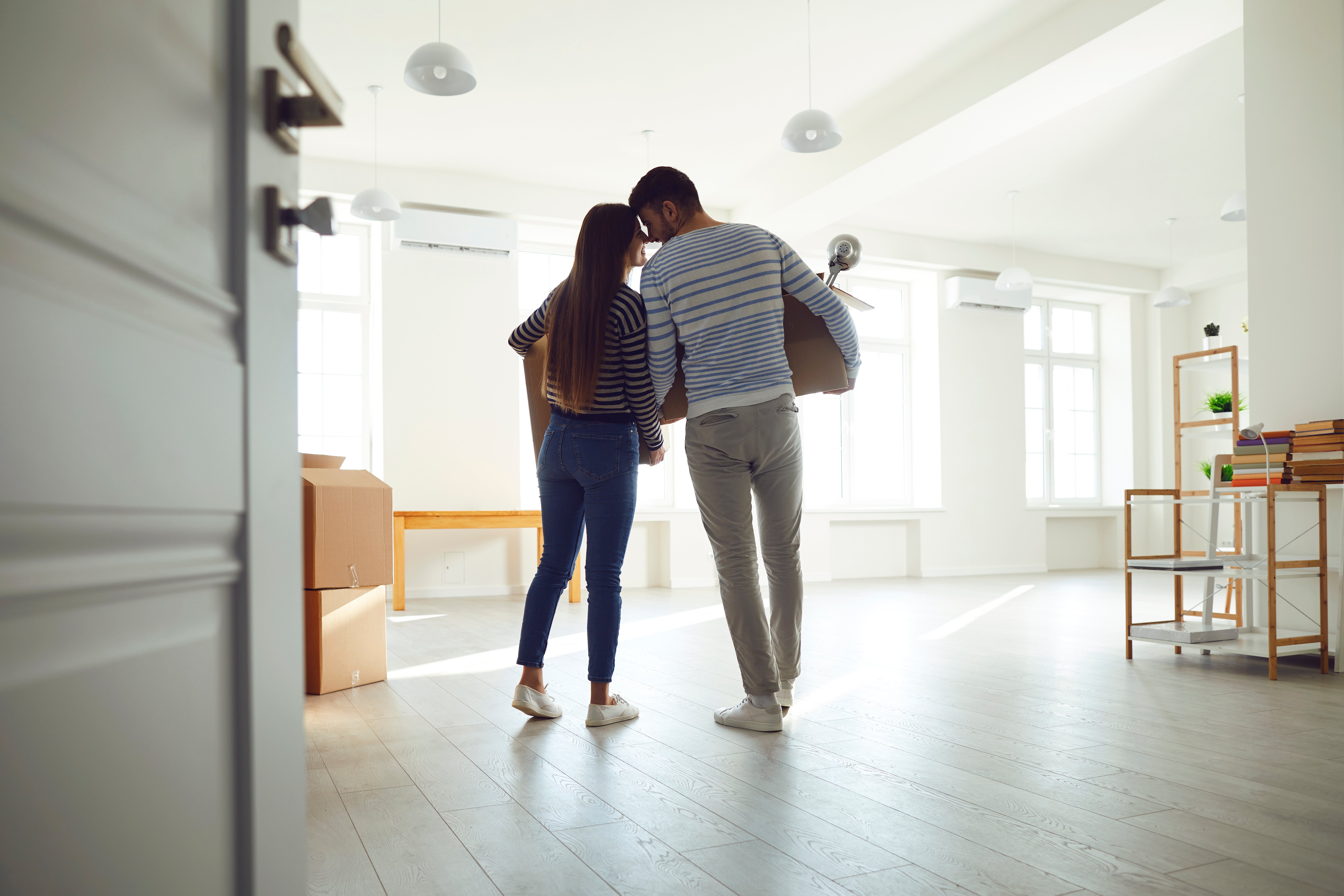 Balancing Heart and Wallet: Creating a Plan to Sell Your Home in Midlife