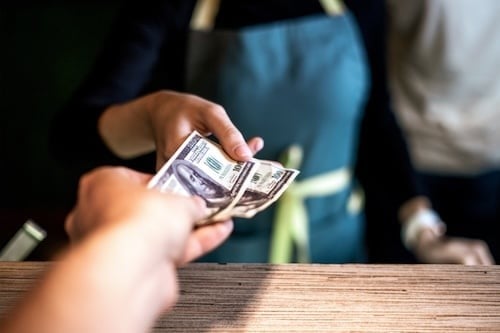 Fixed Payment vs. Minimum Payment: What's the Difference?