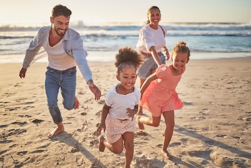 How to Achieve Financial Freedom and Enjoy Life’s Moments
