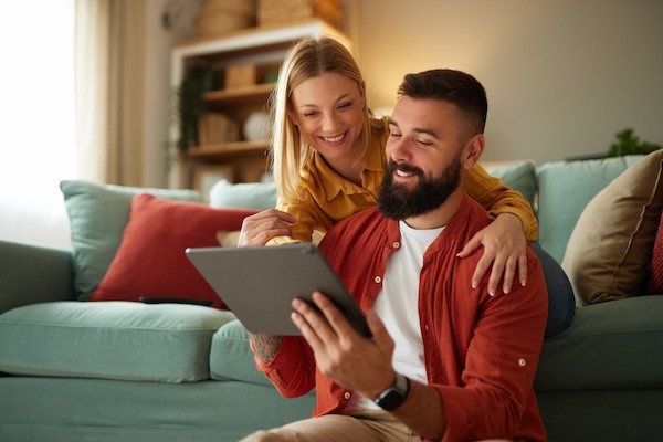 How to Split Rent, Bills, and Subscriptions Fairly