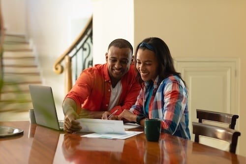 What to Look for Before Applying for a Consolidation Loan Online
